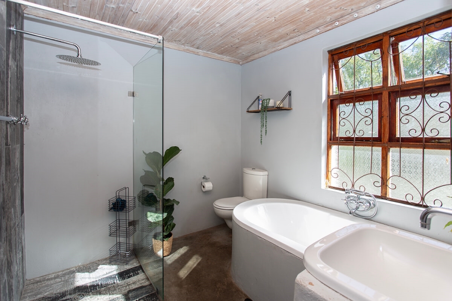 3 Bedroom Property for Sale in Oakdale Western Cape